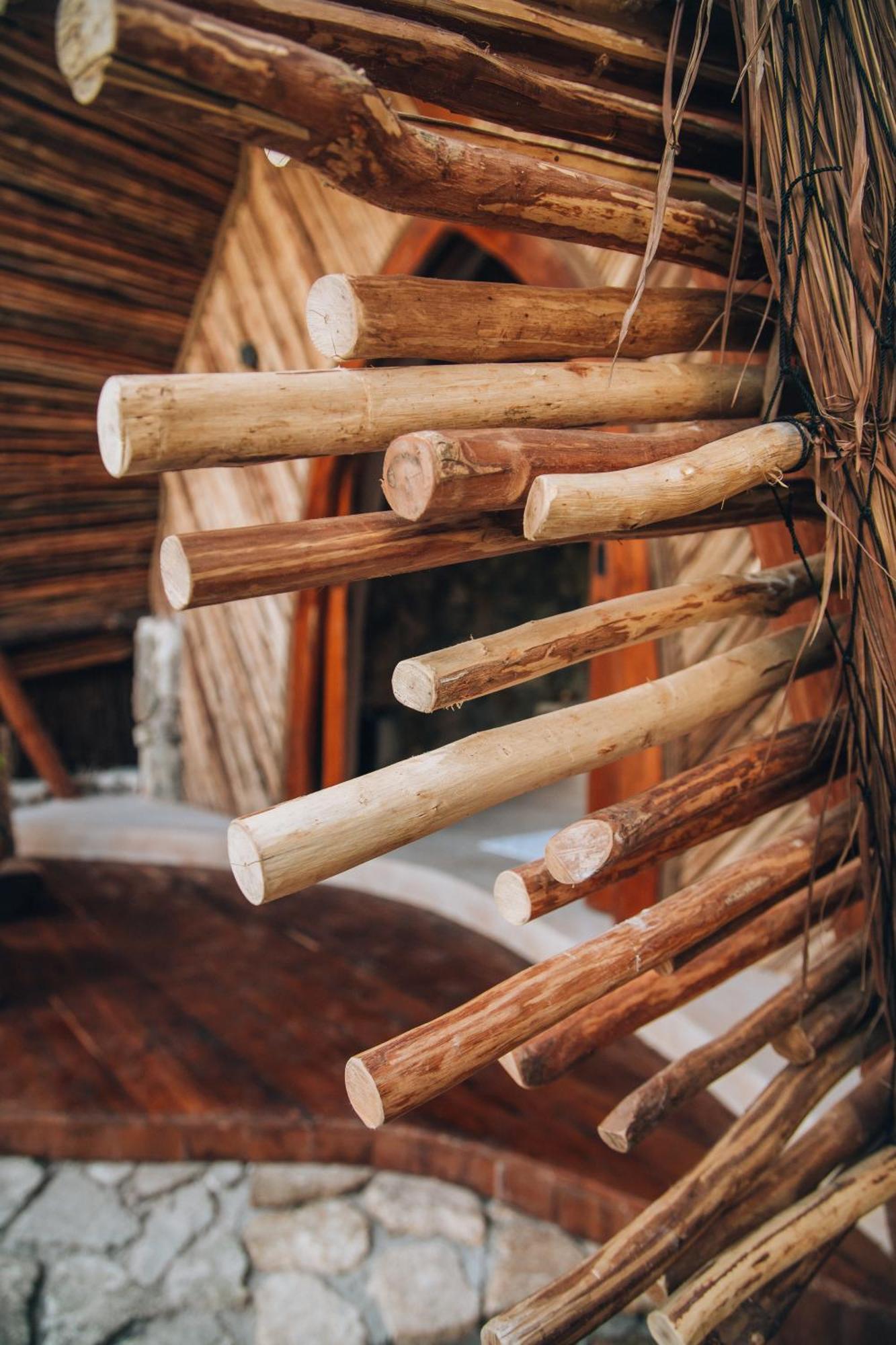 Ikal Tulum Hotel Exterior foto Detail of the spiral staircase